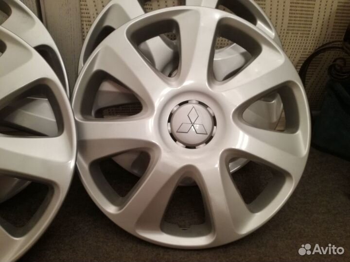 Колпаки Мицубиси R16 оригинал