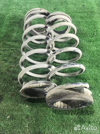 Пружина задняя Kia Rio UB