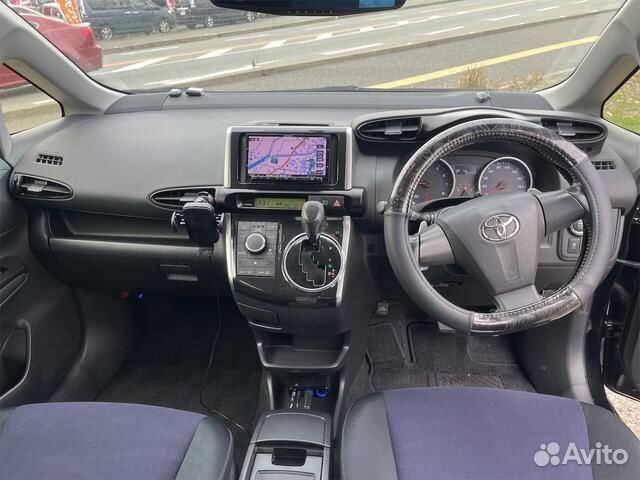 Toyota Wish 1.8 CVT, 2017, 42 000 км