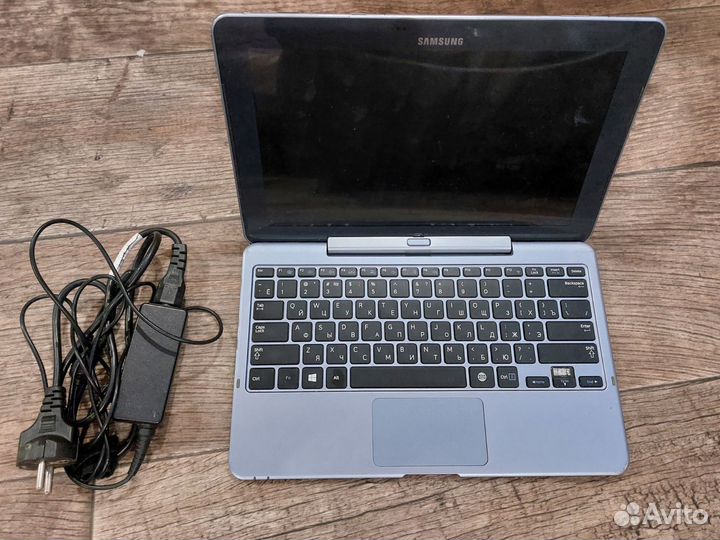 Ноутбук samsung xe 500 t 1 c