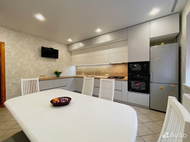 Кухонный гарнитур фурнитура Blum. Рассрочка