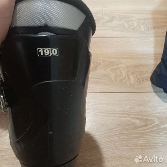 Детские горнолыжные ботинки 19 см