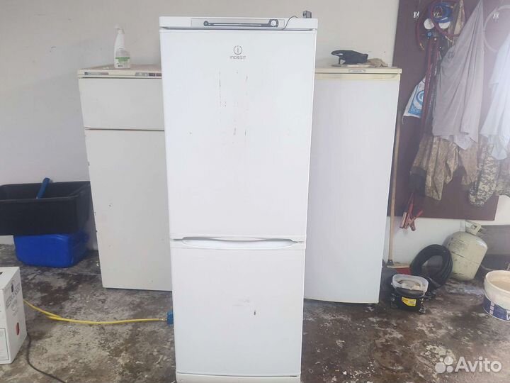Холодильник indesit бу