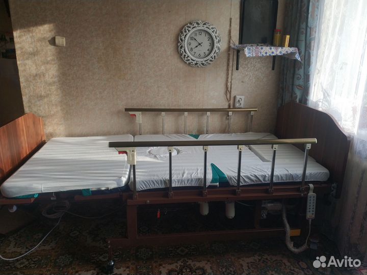 Кровать медицинская электрическая