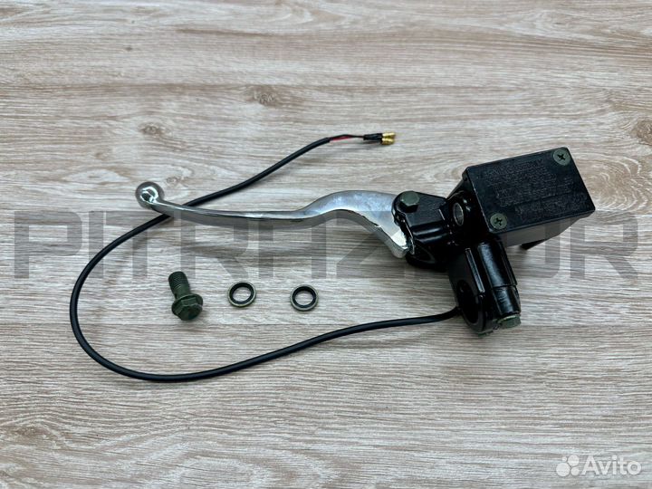 Тормозная машинка (в сборе) правая / левая, новая