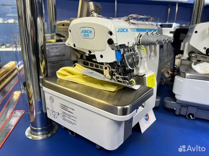 Оверлок с автоматической обрезкой Jack C2-4-M03/33