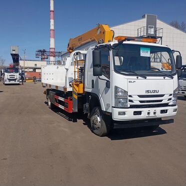 Эвакуатор Isuzu Elf с КМУ XCMG, 2026