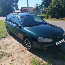 Ford Mondeo 1.8 MT, 1997, битый, 350 000 км, с пробегом, цена 250 000 руб.