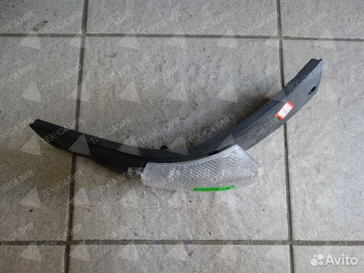 Фара противотуманная верхняя правая FAW J6