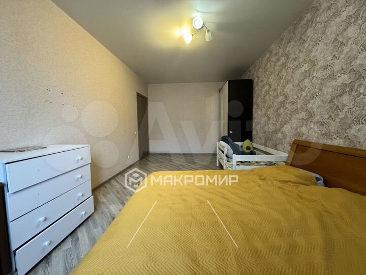 2-к. квартира, 65,4 м², 2/5 эт.