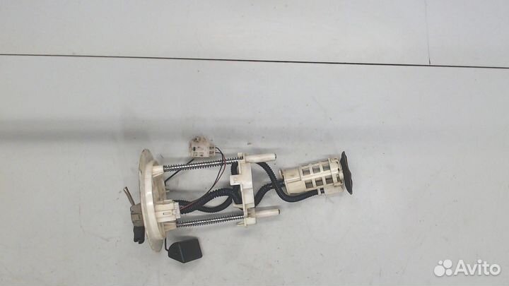 Датчик уровня топлива Toyota Hilux, 2008