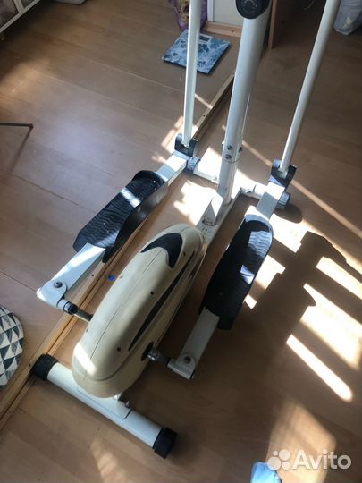Эллиптический тренажер