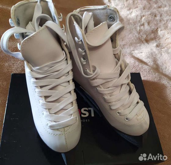 Коньки фигурные