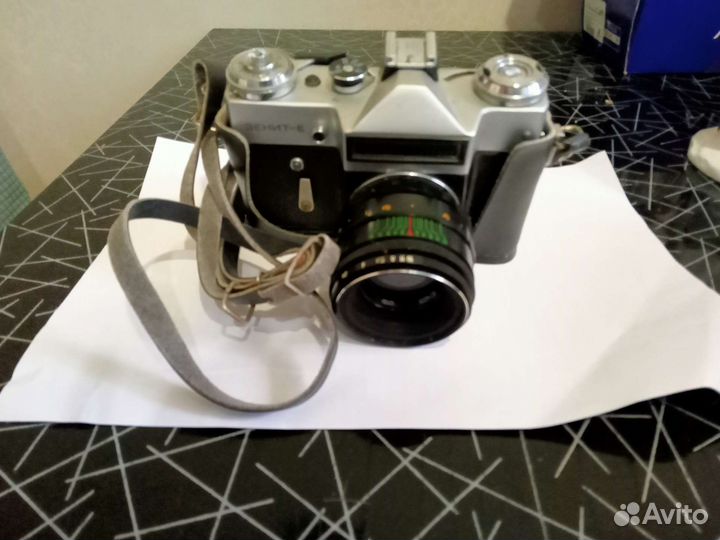 Пленочный фотоаппарат зенит Е