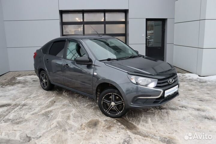LADA Granta 1.6 МТ, 2019, 124 328 км