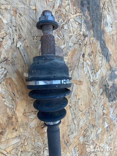 Привод передний правый Ford Focus 3 хэчбэк 2014