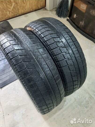 Bridgestone Blizzak VRX 225/60 R18 S