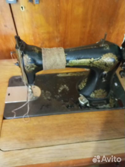 Швейная машинка