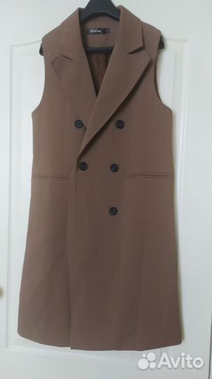 Жилетка женская удлиненная