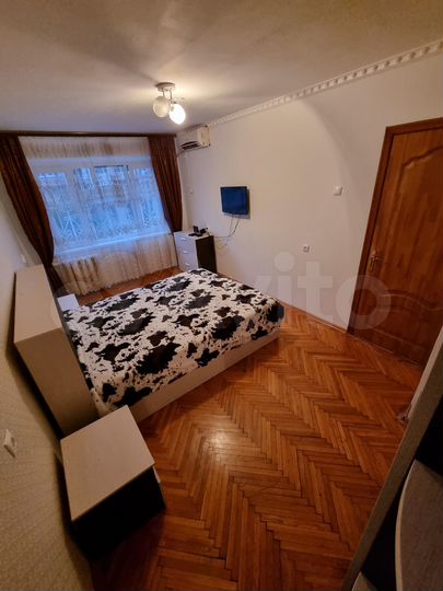2-к. квартира, 56 м², 2/5 эт.