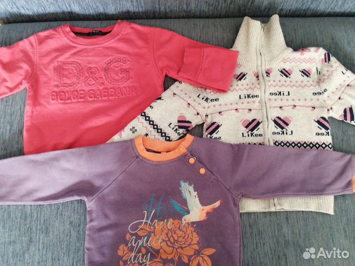 Одежда для девочки пакетом 104см