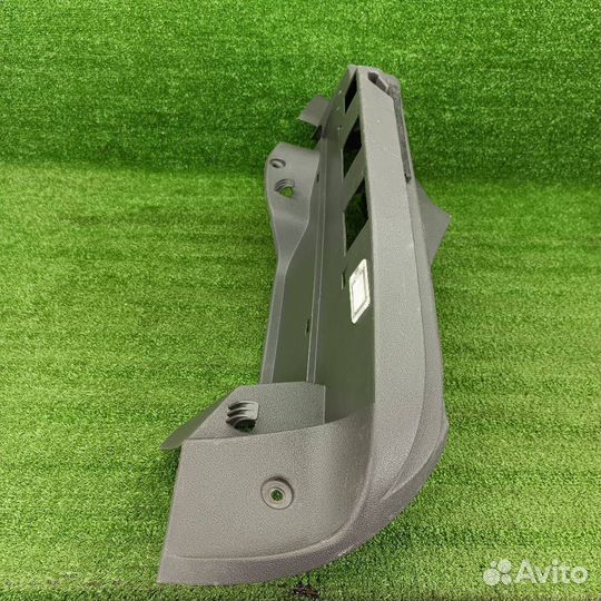 Обшивка отсека багажника правая Ford Focus 2 2007