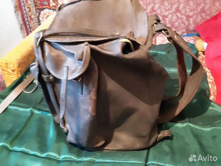 Коженный рюкзак