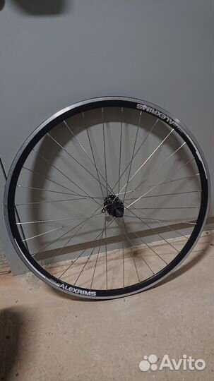 Шоссейное колесо заднее