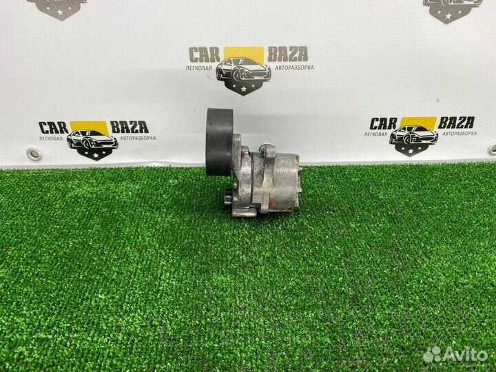 Ролик-натяжитель