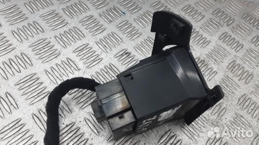 Замок зажигания volkswagen passat CC (ZNI11J101)