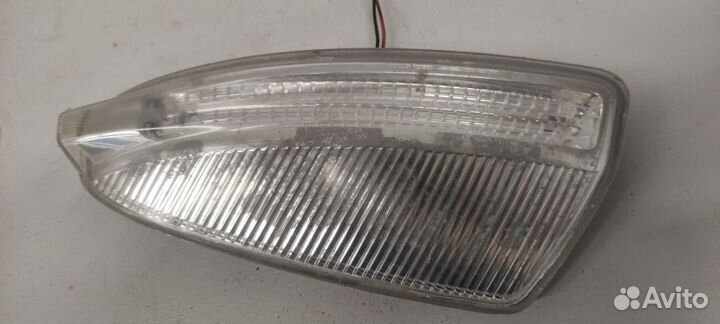 Повторитель поворотника левый Mercedes W204 C