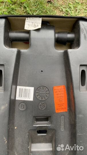 Автомобильное кресло детское. Бустер