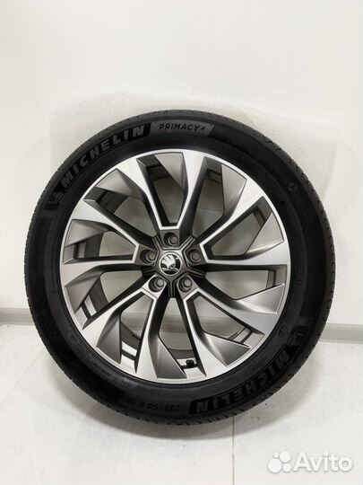 Новые Skoda Kodiaq 2022, Michelin 235/50 R19