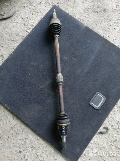 Привод правый Mitsubishi Lancer 10 4B11 2008