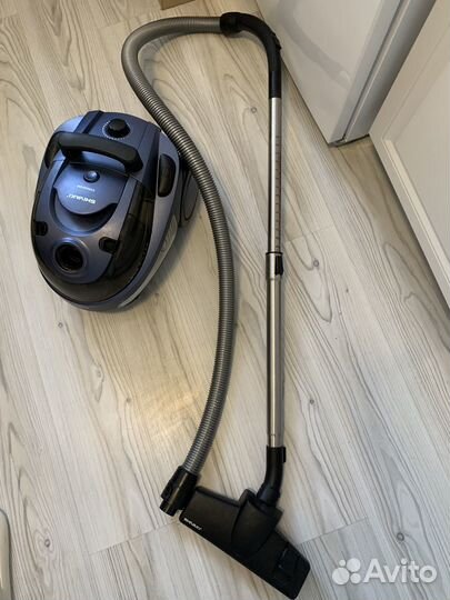 Пылесос shivaki с аква фильтром 1800w