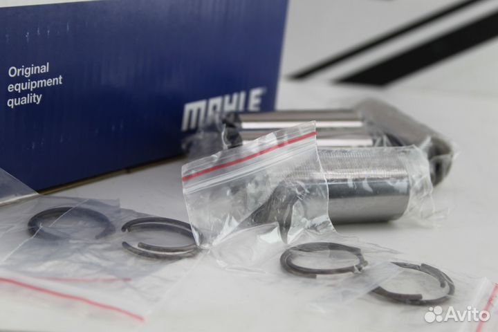 Поршни Opel Insignia 2.0T 4шт Mahle