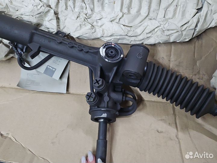 Рулевая рейка на Opel Zafira A,H