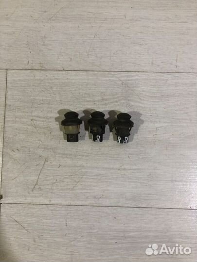 Концевик двери LADA granta 1.6 мт седан