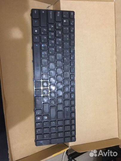 Клавиатуры ноутбуков на запчасти