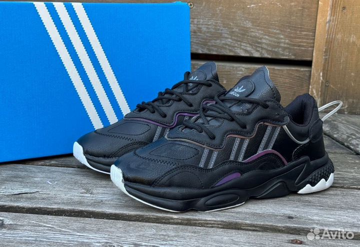 Кроссовки Adidas Ozweego