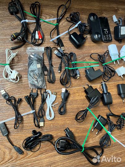 Пакет: Зарядки, блоки, адаптеры, блоки питания