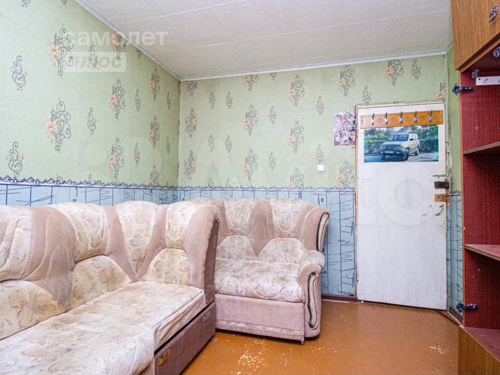 Комната 11 м² в 1-к., 1/10 эт.