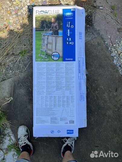 Бассейн новый комлект с лесницей и т.д