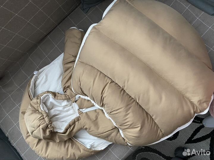 Конверт и комбинезон