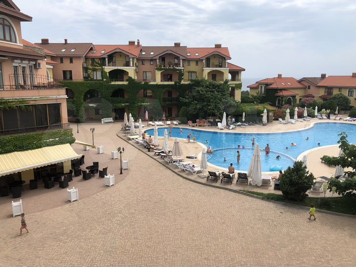 3-к. апартаменты, 87 м², 3/4 эт.