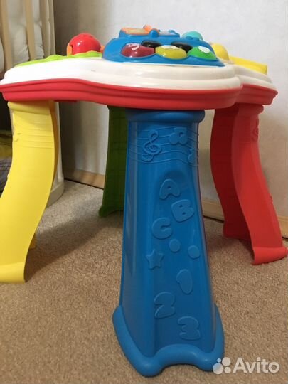 Развивающий столик Chiko