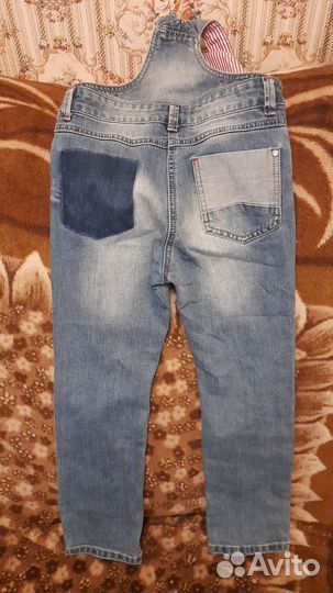 Джинсовый комбинезон для девочки