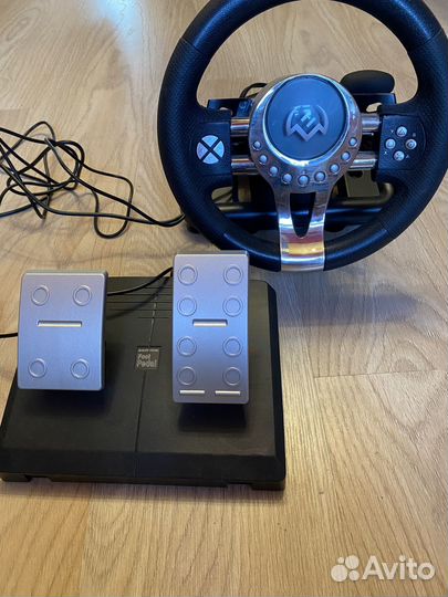 Игровой руль с педалями и коробкой передач новый