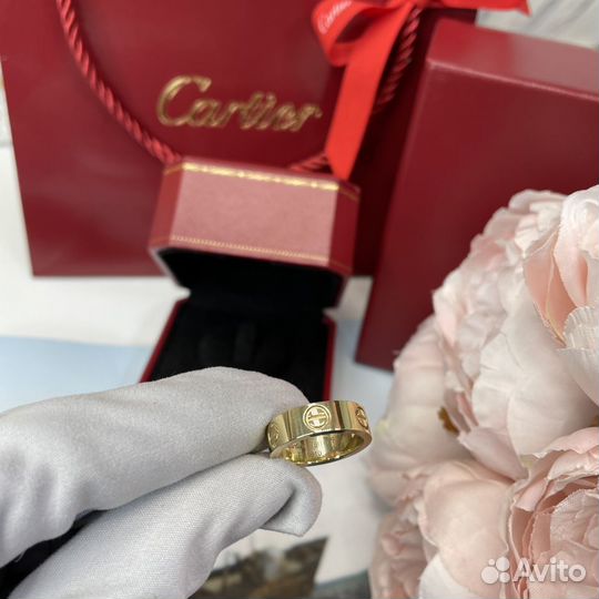 Кольцо Cartier Love