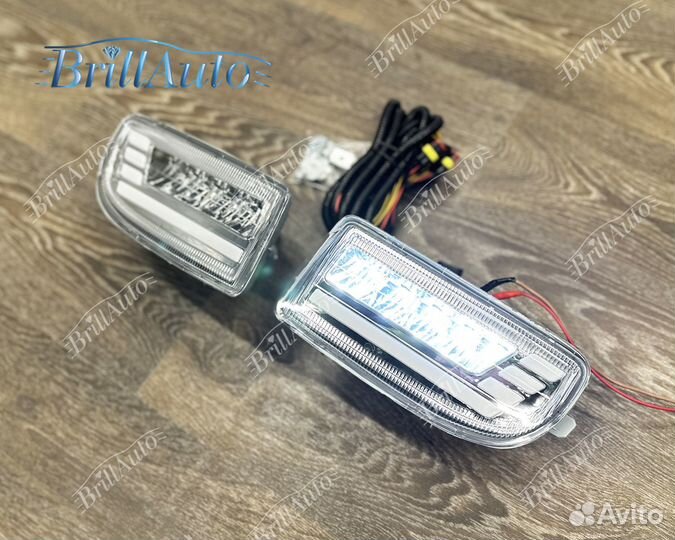 Противотуманки Land Cruiser 100 бегающие LED светл